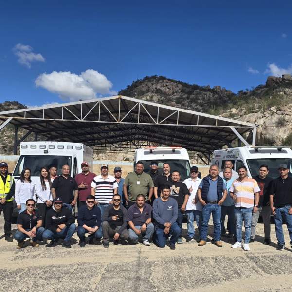 ISSSTESON capacita a choferes de ambulancias